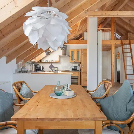Storchennest Mit Grossem Balkon Und Panoramablick *