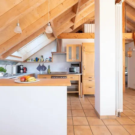 Storchennest Mit Grossem Balkon Und Panoramablick Appartement Uberlingen