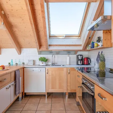 Storchennest Mit Grossem Balkon Und Panoramablick Appartement