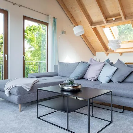 Storchennest Mit Grossem Balkon Und Panoramablick Uberlingen