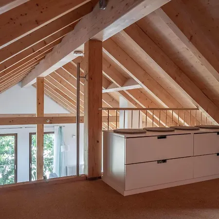 Storchennest Mit Grossem Balkon Und Panoramablick Uberlingen